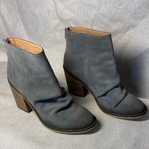 Rebels Charcoal Ankle Boots. Size 39